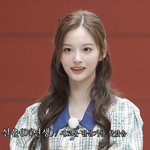 이거보니깐 <b>설윤</b>은 화장 연한게 더 이쁜듯