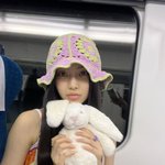 [뉴진스] <b>혜인</b> 포닝 앨범 업데이트