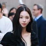 <b>콩알</b>만 한 얼굴 크기로 유명한 아이돌