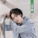 [모두드루와] 아직두 막내티 나는 <b>산하</b>