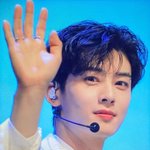 [모두드루와] <b>은우</b> 얼굴 보는 맛에 산다