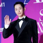 레드<b>카펫</b>을 빛낸 남배우