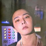 콧구멍 <b>발사</b>