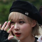 윈터 피부 좀 <b>고어</b>하다
