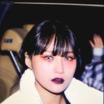 눈 마주치면 <b>큰일</b> 날 것 같은 여돌