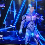 [댓글부탁해] 엄마랑 <b>티비</b> 보고 있는데 개뻘쭘