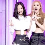 제니 다리 <b>베이비돌</b> 같다