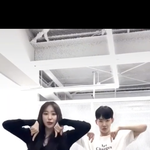 이채연 이 <b>청바지</b> 정보 아는 사람