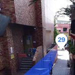 와이키키 그 술집 길거리 진짜 <b>개</b> <b>좁음</b>