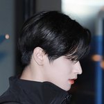 이거 누구<b>얌</b>??