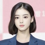 트와이스 <b>쯔위</b> 비주얼에 비해