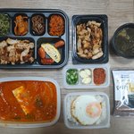 삼겹살+<b>참치</b>김치찌개 배달 시킴