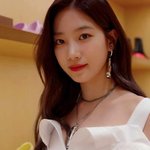 카즈하는 김고은 수지 둘다 안 <b>닮음</b>