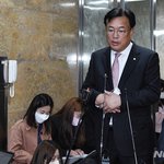 정진석, 노태우 추도식 찾아 "<b>냉철</b>한 가슴으로 업적 평가할 때"