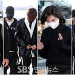 이태원참사 애도 하기 위해서 검은옷 <b>착용</b> 연예인