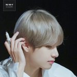 뷔 20대<b>초반</b> 얼굴