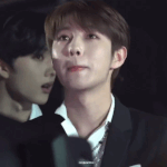 <b>런쥔</b> 진짜 잘생겼어