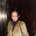 [모두드루와] 머리에 <b>흰색</b> 각질 어케 해결해야됨??