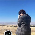 <b>진이</b> 찍고 있는 우떠