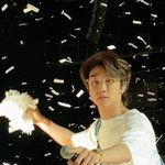 너는 무슨 노루궁뎅이<b>버섯</b>을 던지니;;;;;;