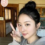 레드벨벳 <b>슬기</b> 똥머리 귀엽다