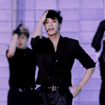 [모두드루와] 쫀득하게 춤추는 문빈.<b>gif</b>