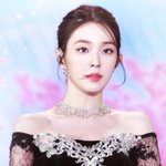 아이린 눈위에하얀거