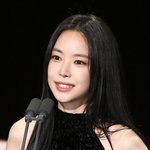 손나은 눈이 <b>촉촉</b>해.jpg