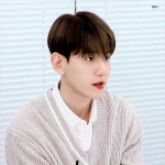 <b>백현</b>