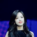 안유진 태국<b>축제</b>무대 헤메