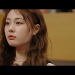 둘이 닮지 않았냐