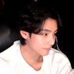 김뷔 옆선 <b>히발</b>