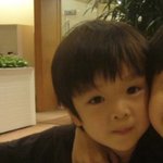 이 애기는 누구 <b>과사임</b>???