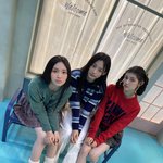 [뉴진스] 포닝 <b>메시지</b> 뉴진스 사진