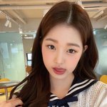 [댓글부탁해] 장원영 이<b>포즈</b>로 셀카찍는거