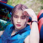 <b>현진</b> 장발 ㅜ