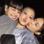 로제 틱톡 <b>with</b> 리사 제니