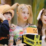 <b>허윤진</b> ㄹㅈㄷ