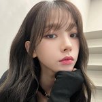 앞머리에 <b>초커</b>
