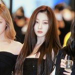 <b>지젤</b> 점점 제니 느낌 나네