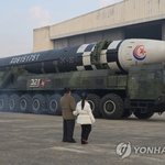 <b>북한</b> 김정은 딸 첫 공개