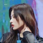 [모두드루와] <b>옆태</b> 예쁜 여돌에 추가되어야함