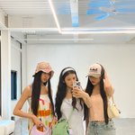 [뉴진스] <b>포닝</b> 앨범 업데이트