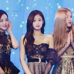 <b>제니</b> 이때 폼 좋다