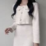 이 옷에 <b>차콜</b> 머플러 에바닝?