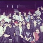와 워너원, 방탄, 세븐틴, 갓세븐 <b>단체사진</b> 떴네