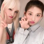 <b>리즈</b> 금발때 ㅈㄴ여신이네