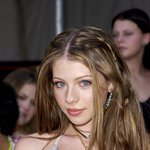 [댓글부탁해] <b>소라</b>색 밑에는 무슨색 바지 입어야함???