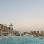 카타르에서 정국한테 <b>제공</b>한 호텔 봤냐