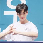 흰티 입은 차은우 모음집
